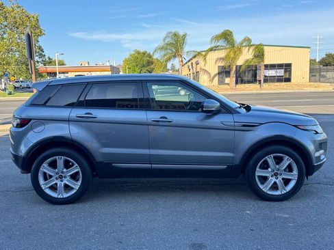 Used 2013 Land Rover Range Rover Evoque Pure w/ Climate Comfort Pkg AWD/4WD image 4