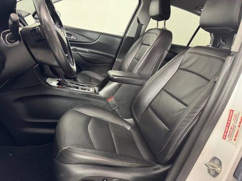 Used 2020 Chevrolet Equinox Premier w/ Premier Redline Edition FWD image 11