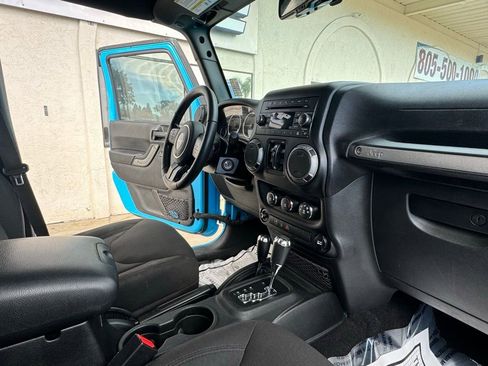 Used 2017 Jeep Wrangler Unlimited Sport w/ Quick Order Package 24S image 27