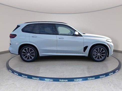 Certified 2024 BMW X5 xDrive40i w/ M Sport Package image 4