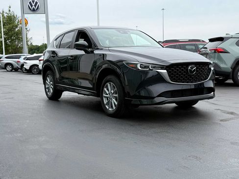 Certified 2024 MAZDA CX-5 AWD 2.5 S w/ Preferred Package image 3