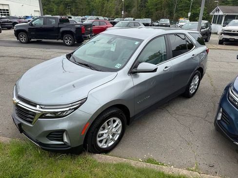 Used 2024 Chevrolet Equinox LT AWD/4WD image 21
