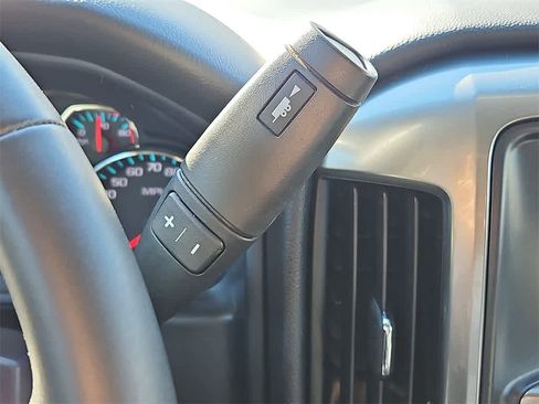 Used 2018 Chevrolet Silverado 1500 LT w/ All Star Edition image 13