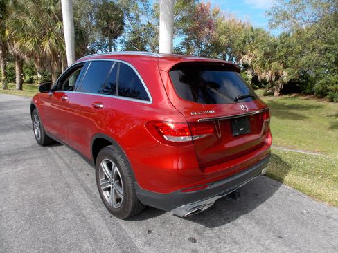 Used 2019 Mercedes-Benz GLC 300 image 5