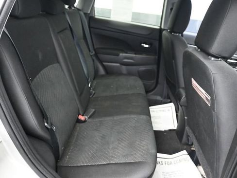 Used 2015 Mitsubishi Outlander Sport SE image 6