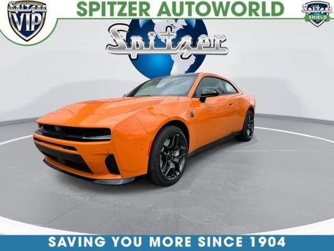 Used 2026 Dodge Charger Scat Pack w/ Blacktop Package AWD/4WD image 4