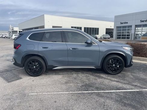 Certified 2025 BMW X1 xDrive28i w/ Technology Package image 4