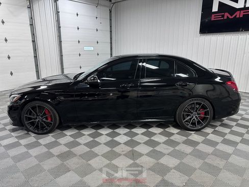 Used 2015 Mercedes-Benz C 63 AMG S image 2