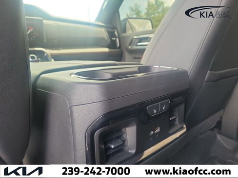 Used 2025 GMC Sierra 1500 AT4 w/ AT4 Premium Package AWD/4WD image 14