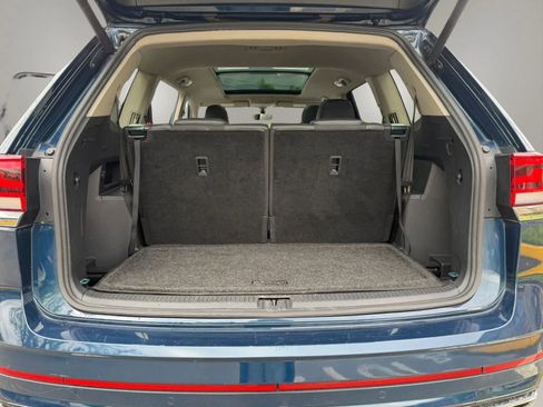 Used 2021 Volkswagen Atlas SE w/ Panoramic Sunroof Package FWD image 24