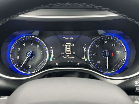 New 2026 Chrysler Pacifica Select image 25