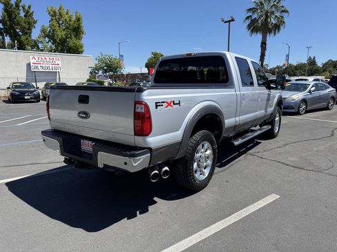 Used 2011 Ford F250 Lariat w/ Lariat Ultimate Pkg AWD/4WD image 3