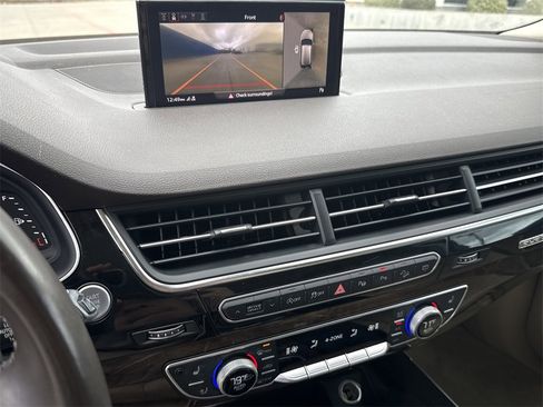 Used 2019 Audi Q7 3.0T Prestige w/ Prestige Package image 20