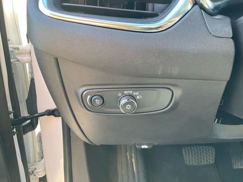 Used 2024 Chevrolet Equinox LS w/ Sport Edition AWD/4WD image 19