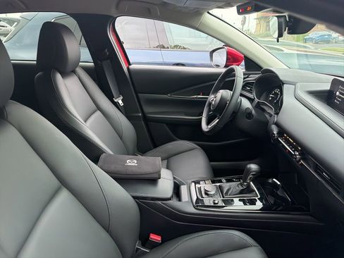Used 2025 MAZDA CX-30 AWD 2.5 S w/ Preferred Package image 4