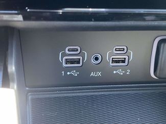 New 2025 Jeep Grand Cherokee Altitude video 4