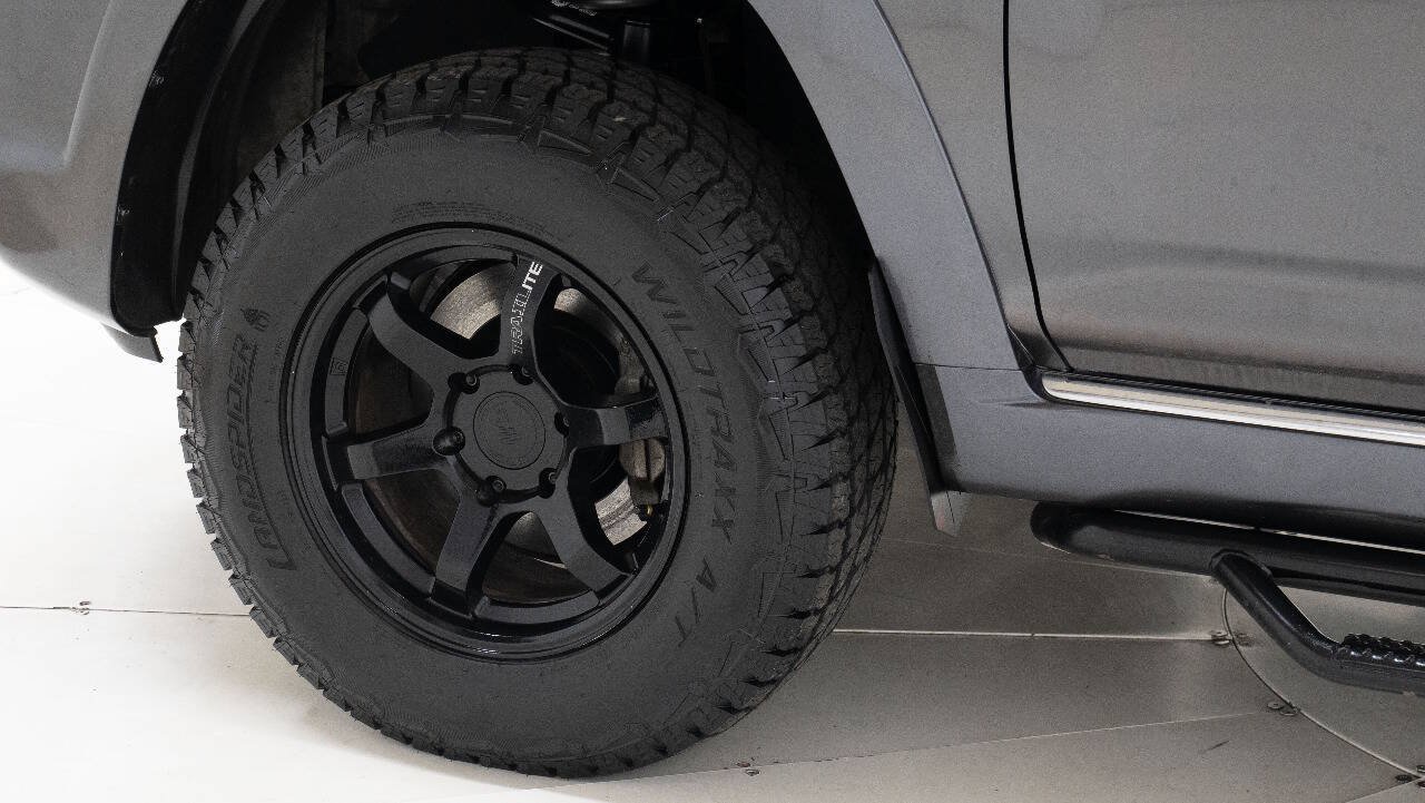 Used 2011 Toyota 4Runner Limited AWD/4WD image 78