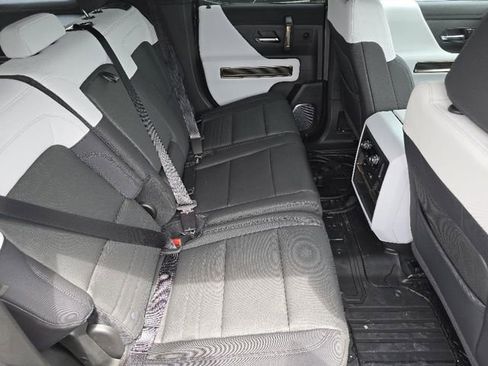 New 2025 GMC Hummer EV 2X image 33