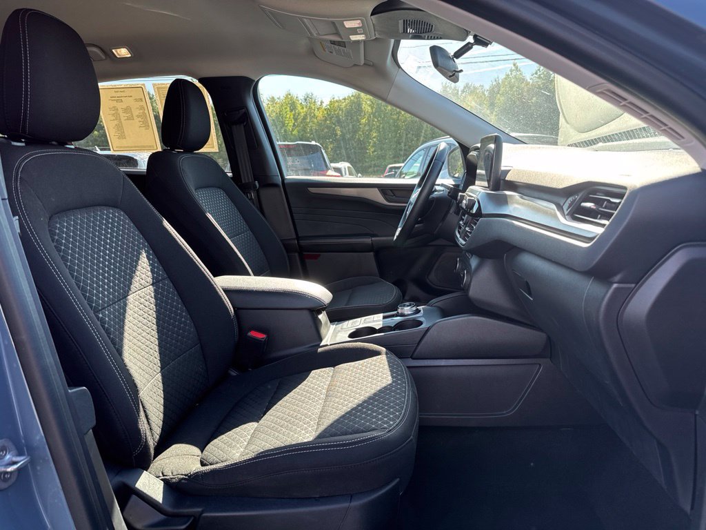 Used 2023 Ford Escape Active w/ Cold Weather Package FWD image 12