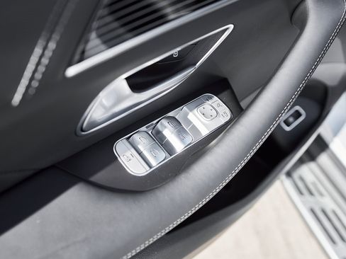 Used 2024 Mercedes-Benz GLS 63 AMG 4MATIC image 31