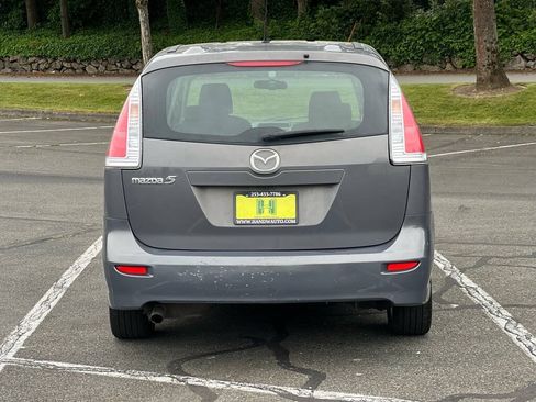 Used 2010 MAZDA MAZDA5 Sport FWD image 4