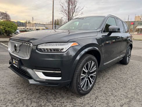 Used 2022 Volvo XC90 T8 Inscription Expression w/ Advanced Package image 4