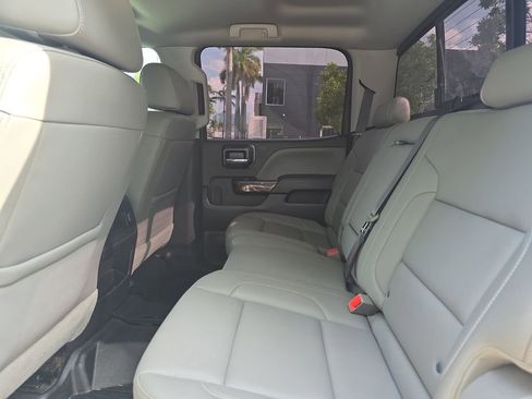 Used 2018 GMC Sierra 1500 SLT AWD/4WD image 16