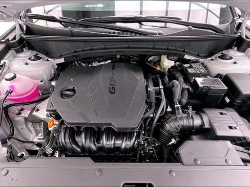 Certified 2025 Hyundai Tucson Limited AWD/4WD image 13