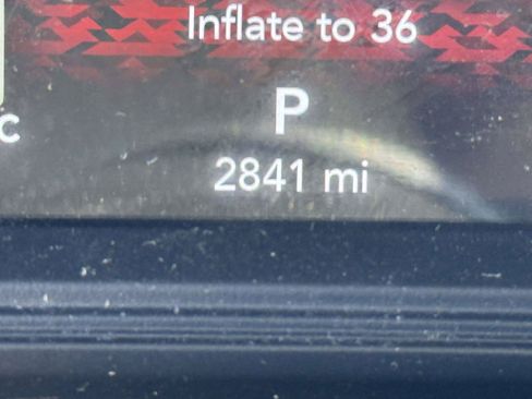 Used 2025 Jeep Wrangler Unlimited Sport AWD/4WD image 18