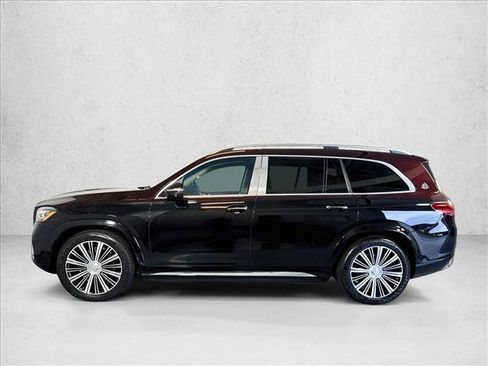 Used 2024 Mercedes-Benz Maybach GLS 600 4MATIC image 8