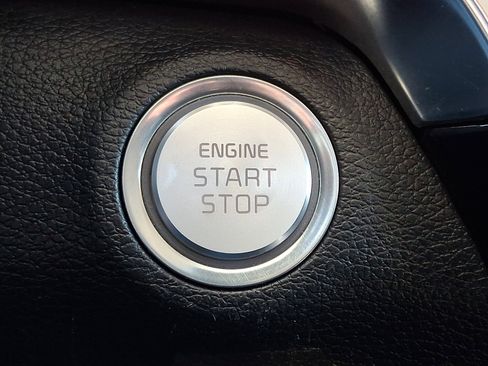 Used 2022 Kia Telluride EX w/ EX Premium Package image 25