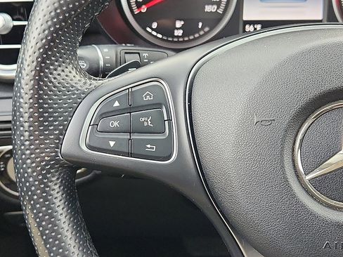 Used 2016 Mercedes-Benz GLC 300 4MATIC image 23