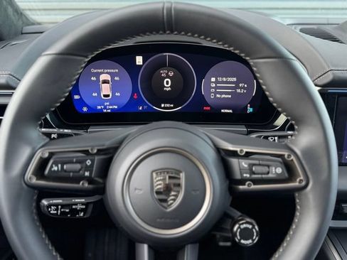 New 2025 Porsche Macan Turbo Electric AWD/4WD image 20