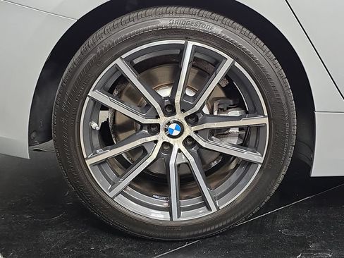 Used 2019 BMW 330i Sedan w/ Premium Package RWD image 29