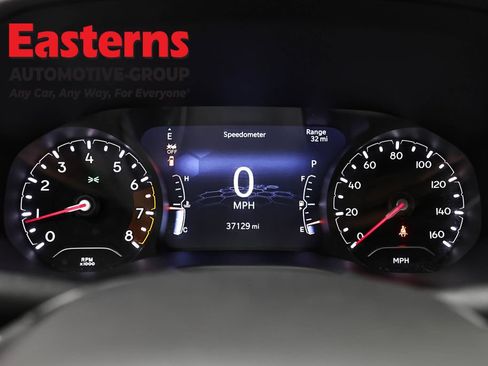 Used 2022 Jeep Compass Latitude AWD/4WD image 17