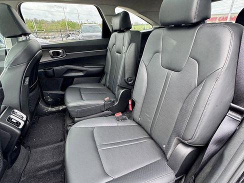 Used 2024 Kia Sorento X-Line EX image 12
