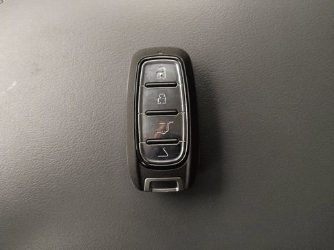 Used 2018 Buick Enclave Essence image 32