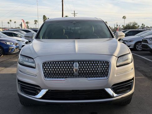 Used 2020 Lincoln Nautilus FWD w/ Equipment Group 101A image 9