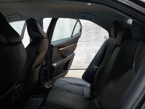 Used 2023 Toyota Camry XSE image 40