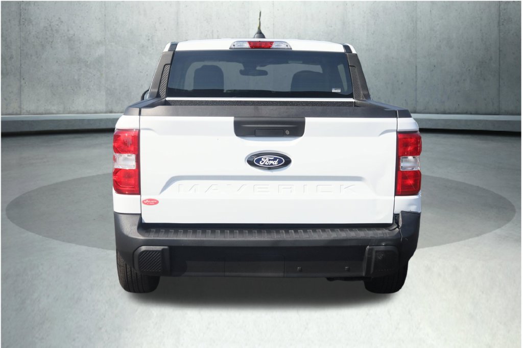 Used 2025 Ford Maverick XL w/ Equipment Group 101A AWD/4WD image 27