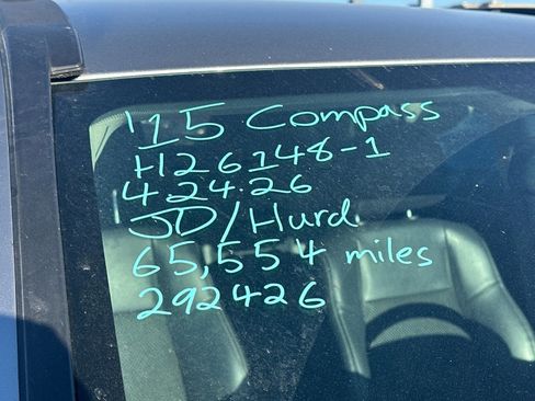 Used 2015 Jeep Compass Latitude AWD/4WD image 2