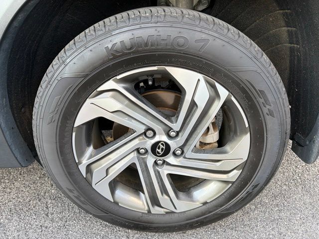 Used 2023 Hyundai Santa Fe SEL w/ Cargo Package FWD image 12