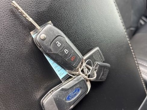 Used 2020 Ford F250 Lariat AWD/4WD image 6