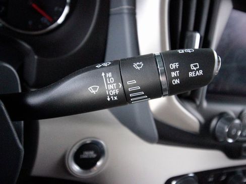 Used 2024 GMC Terrain Denali w/ Black Diamond Edition image 22