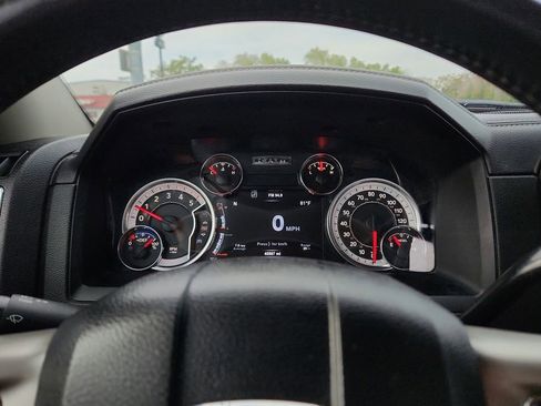 Used 2018 RAM 2500 Laramie w/ Off Road Package AWD/4WD image 9
