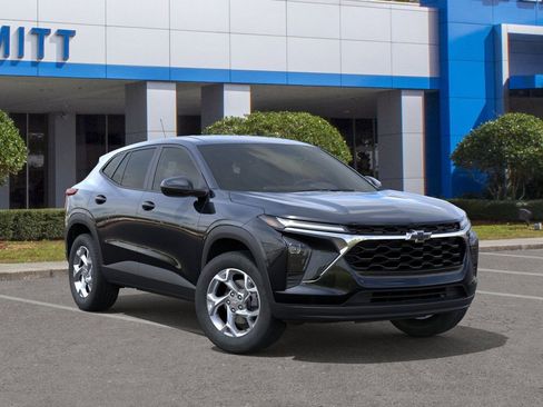 New 2026 Chevrolet Trax LS w/ LS Convenience Package image 7