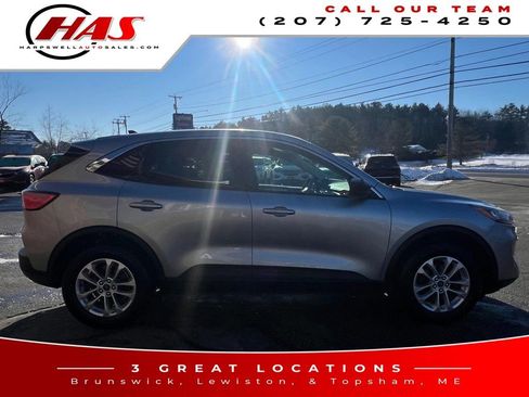 Used 2022 Ford Escape SE w/ Cold Weather Package image 7