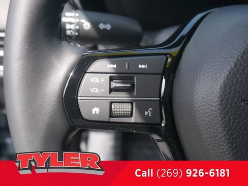 Certified 2026 Honda HR-V EX-L image 24