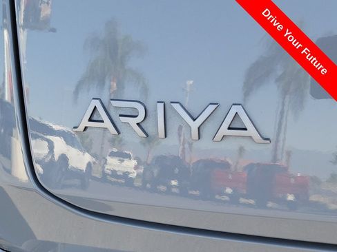 Used 2025 Nissan Ariya FWD image 29