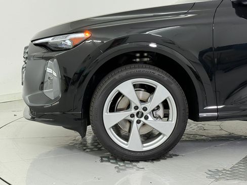 New 2025 Audi Q5 Premium Plus image 24